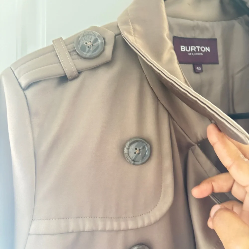 BURTON BY LONDON TAN  DOUBLE BREAST MID LENGHT TRENCH SIZE 40 - Picture 9 of 12